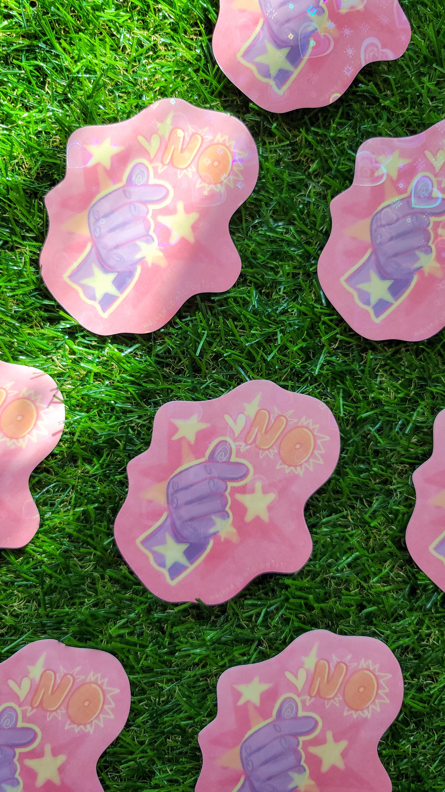 π limited edition holographic hearts NO sticker π
