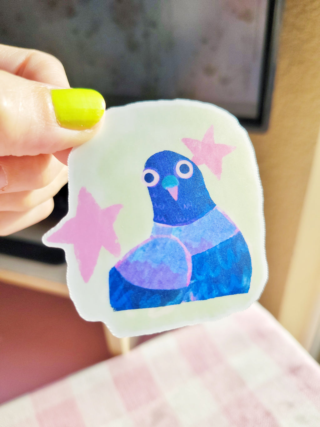 star pigeon portrait vinyl weatherproof sticker