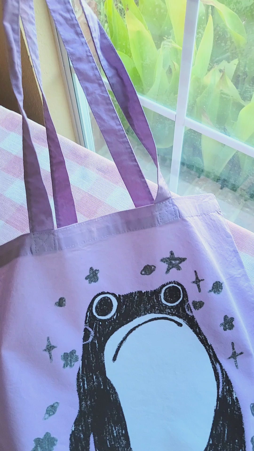 unimpressed frog light purple lightweight tote bag heat pressed