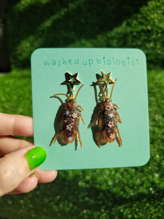 ✨ 🪳 exposure therapy 🪳✨ (glitter star cockroach earrings)