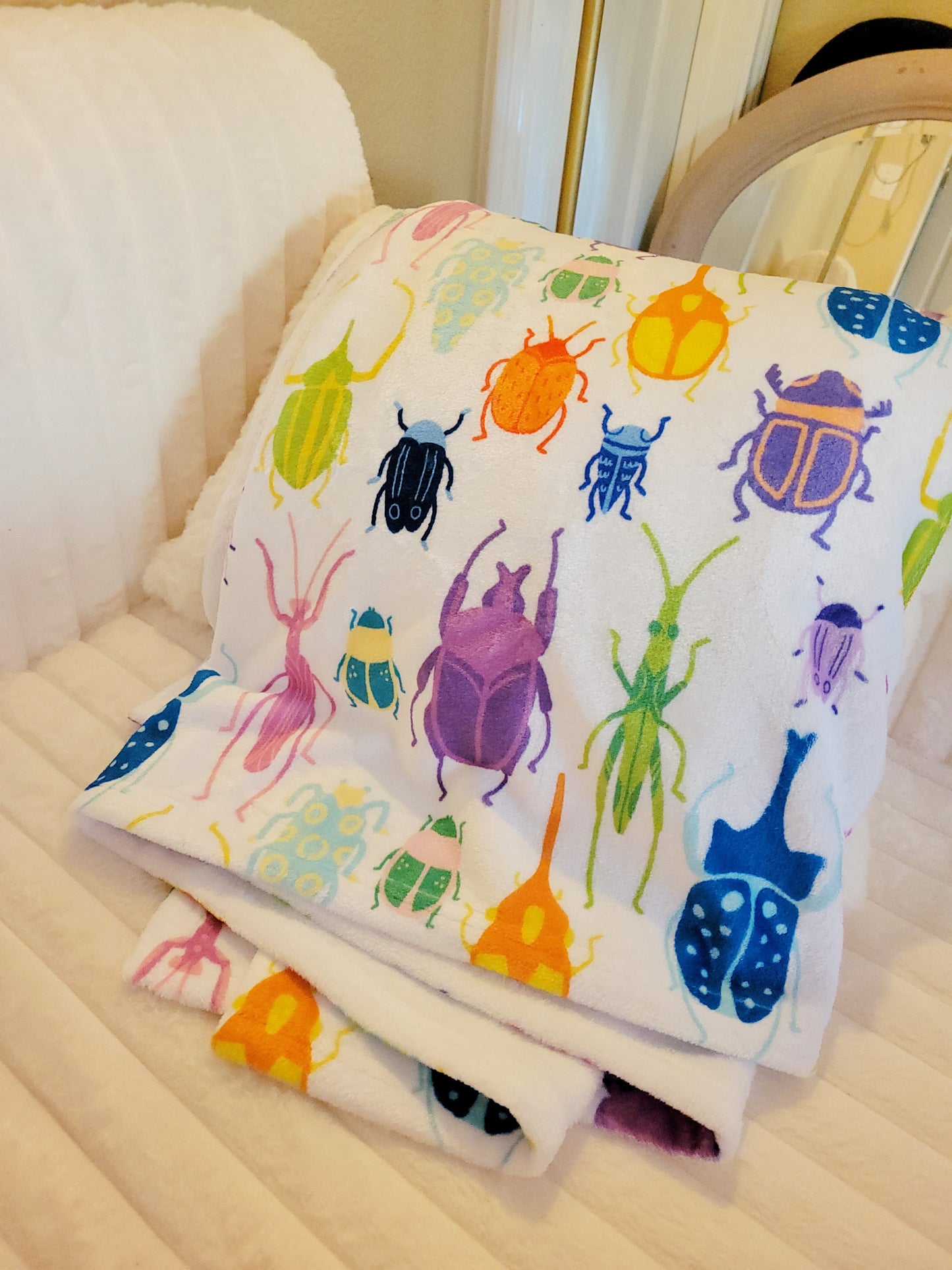 bugs throw blanket